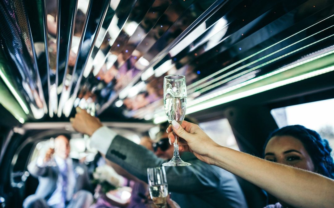 Relax and Explore Orlando with First-Class Luxury Transportation Services